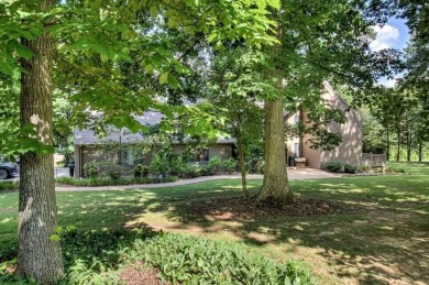 Welcome to 1570 Timber TrailThis spacious executive family home on Smoky Mountain Country Club in Tennessee - for sale on GolfHomes.com, golf home, golf lot