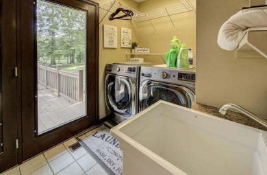 Welcome to 1570 Timber TrailThis spacious executive family home on Smoky Mountain Country Club in Tennessee - for sale on GolfHomes.com, golf home, golf lot