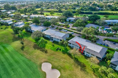 This beautifully renovated 2-bedroom, 2-bathroom main-level on Hunters Run Golf and Country Club in Florida - for sale on GolfHomes.com, golf home, golf lot