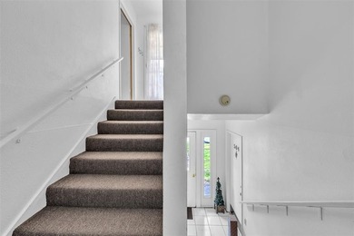 Gorgeous condo located in the most desirable Ridglea Country on Ridglea Golf Course in Texas - for sale on GolfHomes.com, golf home, golf lot