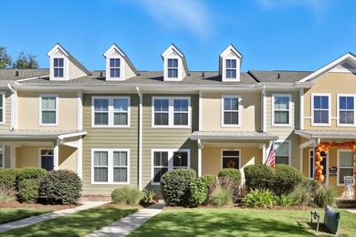 Beautifully maintained townhome located in the desirable on Southwood Golf Club in Florida - for sale on GolfHomes.com, golf home, golf lot