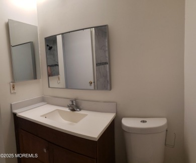 This well-maintained 2-bedroom, 2bathroom cond is nestled in the on Raintree Golf Course in New Jersey - for sale on GolfHomes.com, golf home, golf lot
