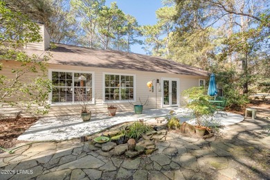 Welcome to 10 Moultrie Court on Lady's Island, located in the on  in South Carolina - for sale on GolfHomes.com, golf home, golf lot