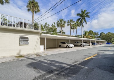 This condo is the perfect blend of style, functionality, and on Vero Beach Country Club in Florida - for sale on GolfHomes.com, golf home, golf lot