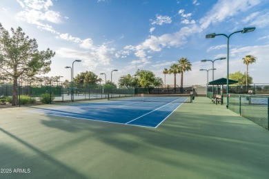 This lovingly kept home offers a bright and airy feel with fresh on Oakwood Golf Club  in Arizona - for sale on GolfHomes.com, golf home, golf lot