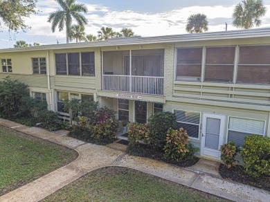 This condo is the perfect blend of style, functionality, and on Vero Beach Country Club in Florida - for sale on GolfHomes.com, golf home, golf lot