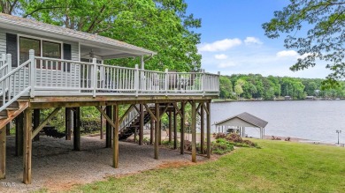 This cozy 2-bedroom, 2-bath home offers the perfect blend of on River Golf and County Club at Lake Royale in North Carolina - for sale on GolfHomes.com, golf home, golf lot