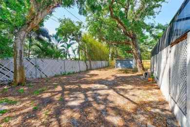 Beautifully Updated Home in Prime St. Petersburg Location!

 on St. Petersburg Country Club in Florida - for sale on GolfHomes.com, golf home, golf lot