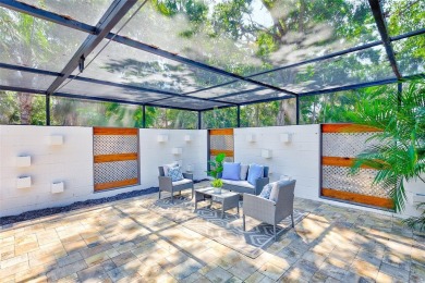 Beautifully Updated Home in Prime St. Petersburg Location!

 on St. Petersburg Country Club in Florida - for sale on GolfHomes.com, golf home, golf lot