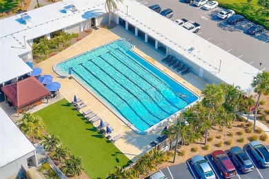 Beautifully Updated Home in Prime St. Petersburg Location!

 on St. Petersburg Country Club in Florida - for sale on GolfHomes.com, golf home, golf lot