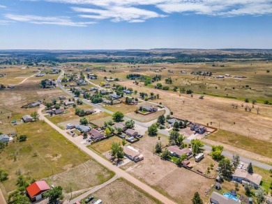 Don't miss out on this well-maintained home located in beautiful on Hollydot Golf Course in Colorado - for sale on GolfHomes.com, golf home, golf lot