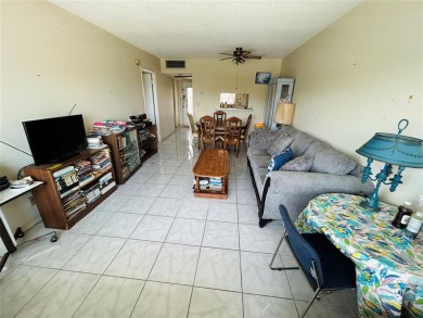 One Bedroom, One bathroom probate listing. Priced to sell on Lauderhill Golf Course in Florida - for sale on GolfHomes.com, golf home, golf lot