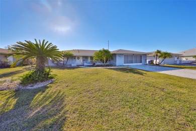 Under contract-accepting backup offers. Pool Home with NEW ROOF on North Lakes Golf Course in Florida - for sale on GolfHomes.com, golf home, golf lot