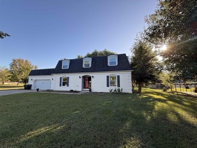 Welcome to 1910 Lakeshore Drive, located in the beautiful and on Lakeshore Country Club in Kentucky - for sale on GolfHomes.com, golf home, golf lot