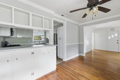 **Appraised at $194,000!** Cute, corner-lot cottage in Menlo on Capital City Country Club in Florida - for sale on GolfHomes.com, golf home, golf lot