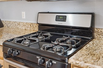 Searching for a 3-bed ranch home in Davenport at $360,000 with a on Polo Park East in Florida - for sale on GolfHomes.com, golf home, golf lot