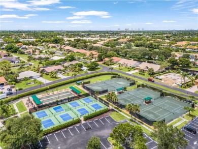 Just 3 miles to the beach, 2 plus den, 2 full baths and a 2 car on Spanish Wells Golf and Country Club in Florida - for sale on GolfHomes.com, golf home, golf lot