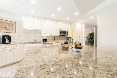 Welcome to this spacious, light and bright, well maintained on Spanish Wells Golf and Country Club in Florida - for sale on GolfHomes.com, golf home, golf lot