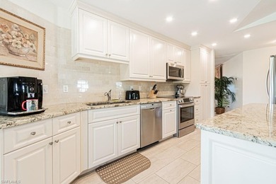 Welcome to this spacious, light and bright, well maintained on Spanish Wells Golf and Country Club in Florida - for sale on GolfHomes.com, golf home, golf lot