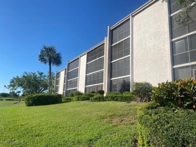 LOCATION, LOCATION, LOCATION. Close to the club house, tennis on The Landings Yacht, Golf and Tennis Club in Florida - for sale on GolfHomes.com, golf home, golf lot