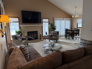 Huge 2 bedroom (with possibilities of making it a 4 bedroom) all on Poplar Creek Country Club in Illinois - for sale on GolfHomes.com, golf home, golf lot