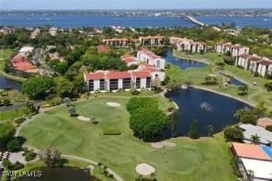LOCATION, LOCATION, LOCATION. Close to the club house, tennis on The Landings Yacht, Golf and Tennis Club in Florida - for sale on GolfHomes.com, golf home, golf lot