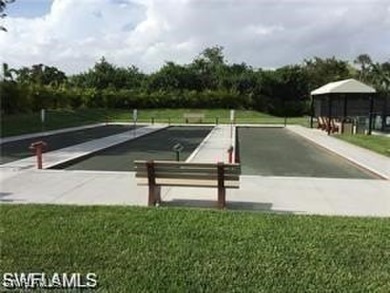 LOCATION, LOCATION, LOCATION. Close to the club house, tennis on The Landings Yacht, Golf and Tennis Club in Florida - for sale on GolfHomes.com, golf home, golf lot