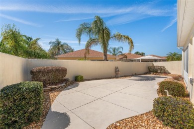 Motivated Sellers!  This beautifully maintained 2-bedroom on The Links of Spruce Creek in Florida - for sale on GolfHomes.com, golf home, golf lot