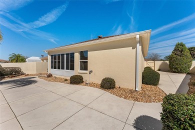 Motivated Sellers!  This beautifully maintained 2-bedroom on The Links of Spruce Creek in Florida - for sale on GolfHomes.com, golf home, golf lot
