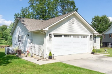 Wake up every day to the beauty of lakefront living in a on Lake Tansi Village Country Club in Tennessee - for sale on GolfHomes.com, golf home, golf lot