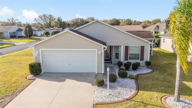 One or more photo(s) has been virtually staged. Motivate Seller! on The Links of Spruce Creek in Florida - for sale on GolfHomes.com, golf home, golf lot