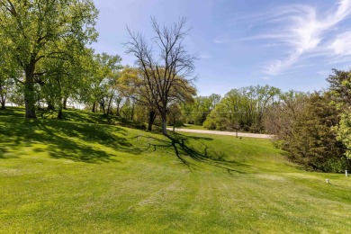 Great location just a couple minutes from Dubuque and on a dead on Birchwood Golf Course, Inc. in Wisconsin - for sale on GolfHomes.com, golf home, golf lot