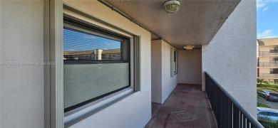 Bright and well-maintained 2BD/2BA unit in desirable Sunrise on Sunrise Lakes Phase IV Golf Course in Florida - for sale on GolfHomes.com, golf home, golf lot