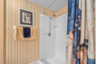 Welcome to this beautifully updated Turnberry Extended model on Royal Oaks Golf Club in Florida - for sale on GolfHomes.com, golf home, golf lot
