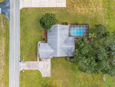 BRAND NEW ROOF TO BE PUT ON BEFORE CLOSE! Discover the perfect on Citrus Hills Golf Club in Florida - for sale on GolfHomes.com, golf home, golf lot