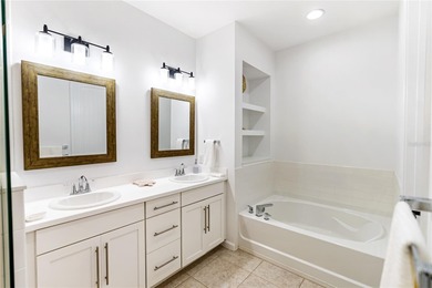 Welcome to this exceptional 3 bedroom, 3 bathroom townhome in on Esplanade Golf and Country at Lakewood Ranch in Florida - for sale on GolfHomes.com, golf home, golf lot