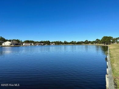 Welcome to this charming 3-bedroom, 2-bathroom home offering 1 on Harbour Point Golf Club in North Carolina - for sale on GolfHomes.com, golf home, golf lot