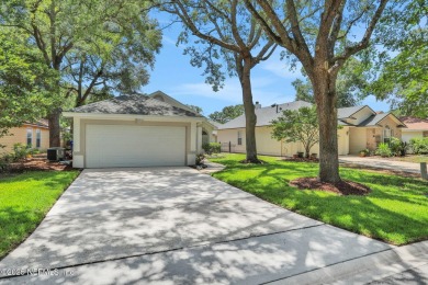 Beautifully renovated 3BR/2BA home with 2-car garage on a shaded on Julington Creek Golf Club in Florida - for sale on GolfHomes.com, golf home, golf lot