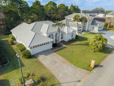 PRICE REDUCED $15,000 AND BIG FLOORING ALLOWANCE TOO!! Located on Emerald Bay Golf Club in Florida - for sale on GolfHomes.com, golf home, golf lot