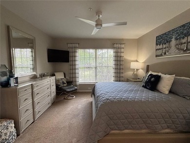 Priced below market value. Lovely unfurnished second floor unit on  in Florida - for sale on GolfHomes.com, golf home, golf lot