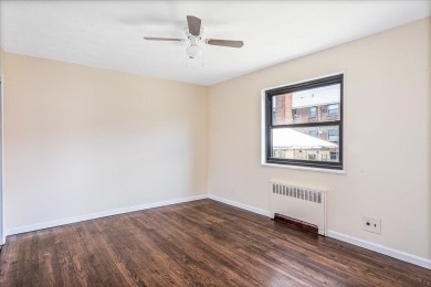 Discover comfort and convenience in this move-in-ready on Clearview Park Golf Course in New York - for sale on GolfHomes.com, golf home, golf lot