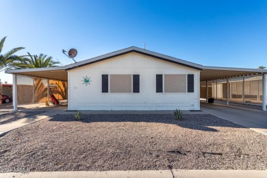 Beautiful FULLY FURNISHED 2-bedroom, 2-bathroom home features a on 3 Parks Fairways in Arizona - for sale on GolfHomes.com, golf home, golf lot