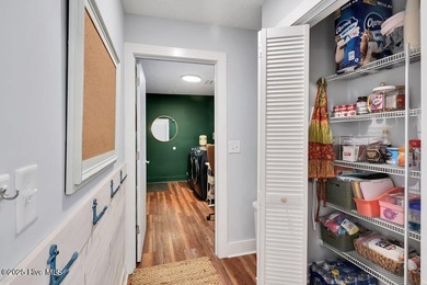 Welcome to 1012 E Moore St., a beautifully renovated ranch-style on The Lakes Country Club in North Carolina - for sale on GolfHomes.com, golf home, golf lot