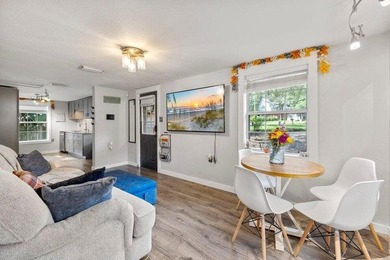 Nicely renovated 2 bedroom Florida cottage with modern comforts on Eglin Golf Course in Florida - for sale on GolfHomes.com, golf home, golf lot