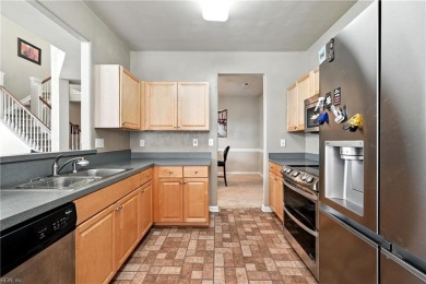 This inviting townhome in lovely Harbour View is priced to sell! on Riverfront Golf Club in Virginia - for sale on GolfHomes.com, golf home, golf lot