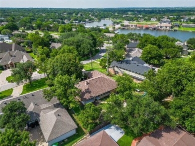Welcome to your hilltop retreat in the heart of DeCordova! This on De Cordova Bend Country Club in Texas - for sale on GolfHomes.com, golf home, golf lot
