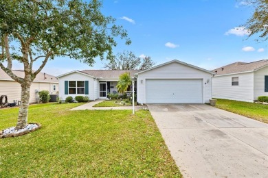 Lovely 3/2 Amarillo home in the Village of Piedmont features an on The Links of Spruce Creek in Florida - for sale on GolfHomes.com, golf home, golf lot