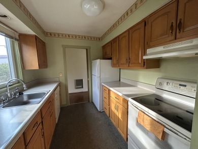 Lovely opportunity to live in sought after Pilgrim's Harbor on The Tradition Golf Club At Wallingford in Connecticut - for sale on GolfHomes.com, golf home, golf lot
