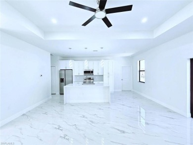 BRAND NEW SAMSUNG STAINLESS STEEL APPLIANCE package. 3 BED+DEN on River Hall Country Club in Florida - for sale on GolfHomes.com, golf home, golf lot