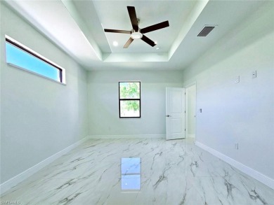 BRAND NEW SAMSUNG STAINLESS STEEL APPLIANCE package. 3 BED+DEN on River Hall Country Club in Florida - for sale on GolfHomes.com, golf home, golf lot